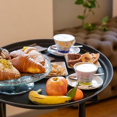 Fontana Di Trevi Roma Luxury Suite Екстериор снимка