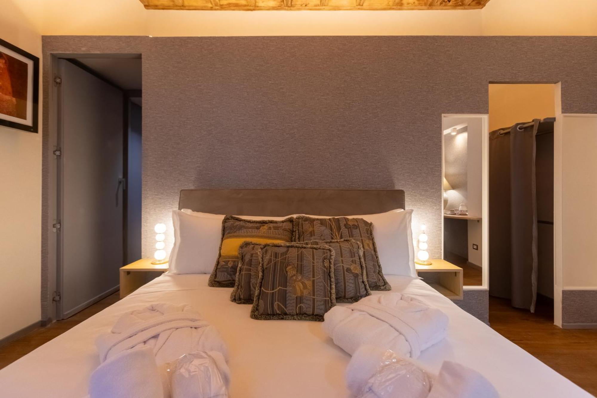 Fontana Di Trevi Roma Luxury Suite Екстериор снимка