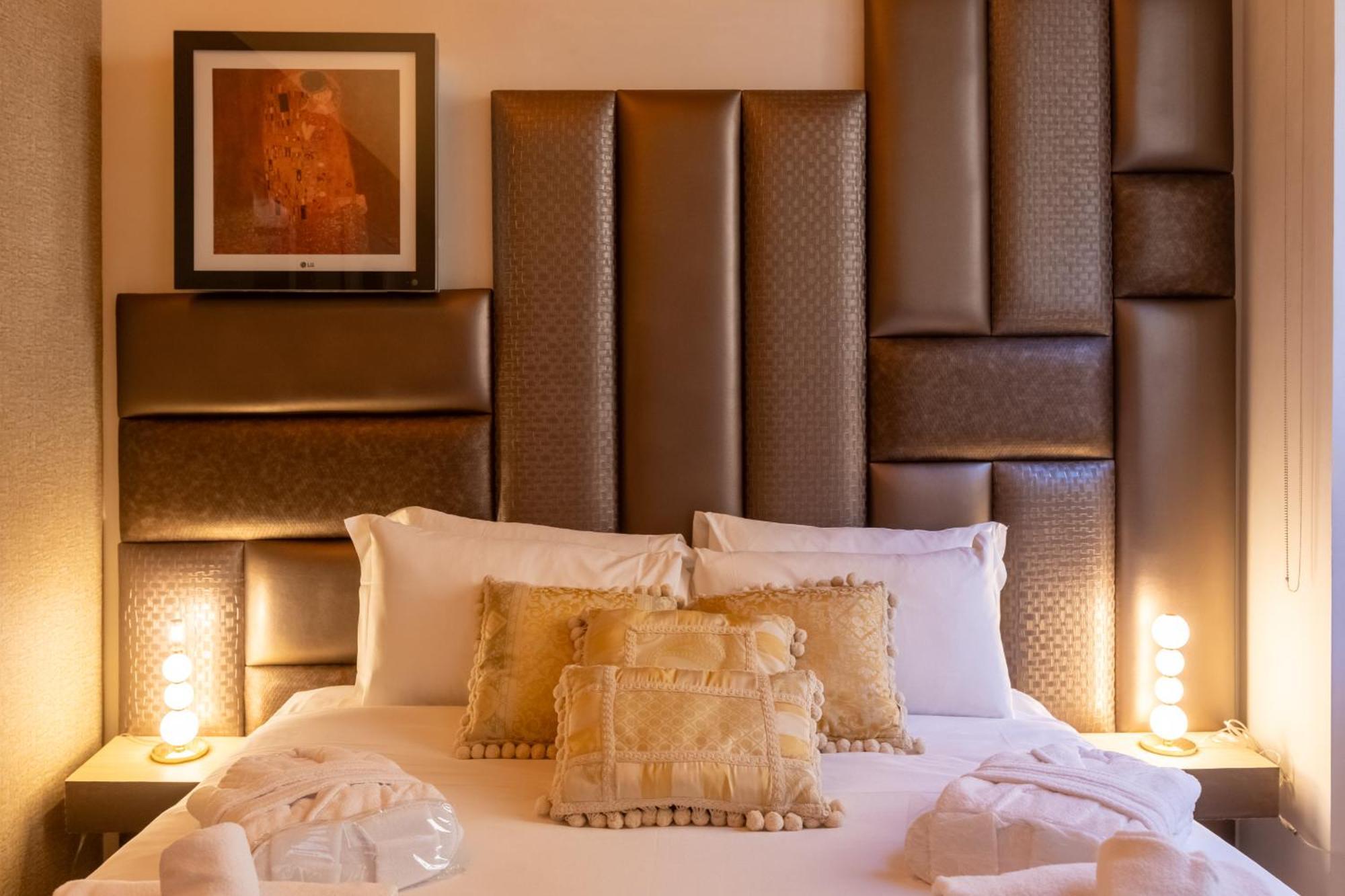 Fontana Di Trevi Roma Luxury Suite Екстериор снимка
