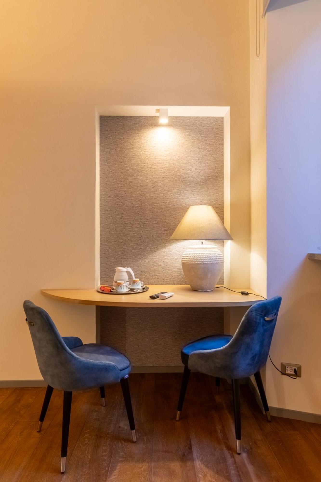 Fontana Di Trevi Roma Luxury Suite Екстериор снимка