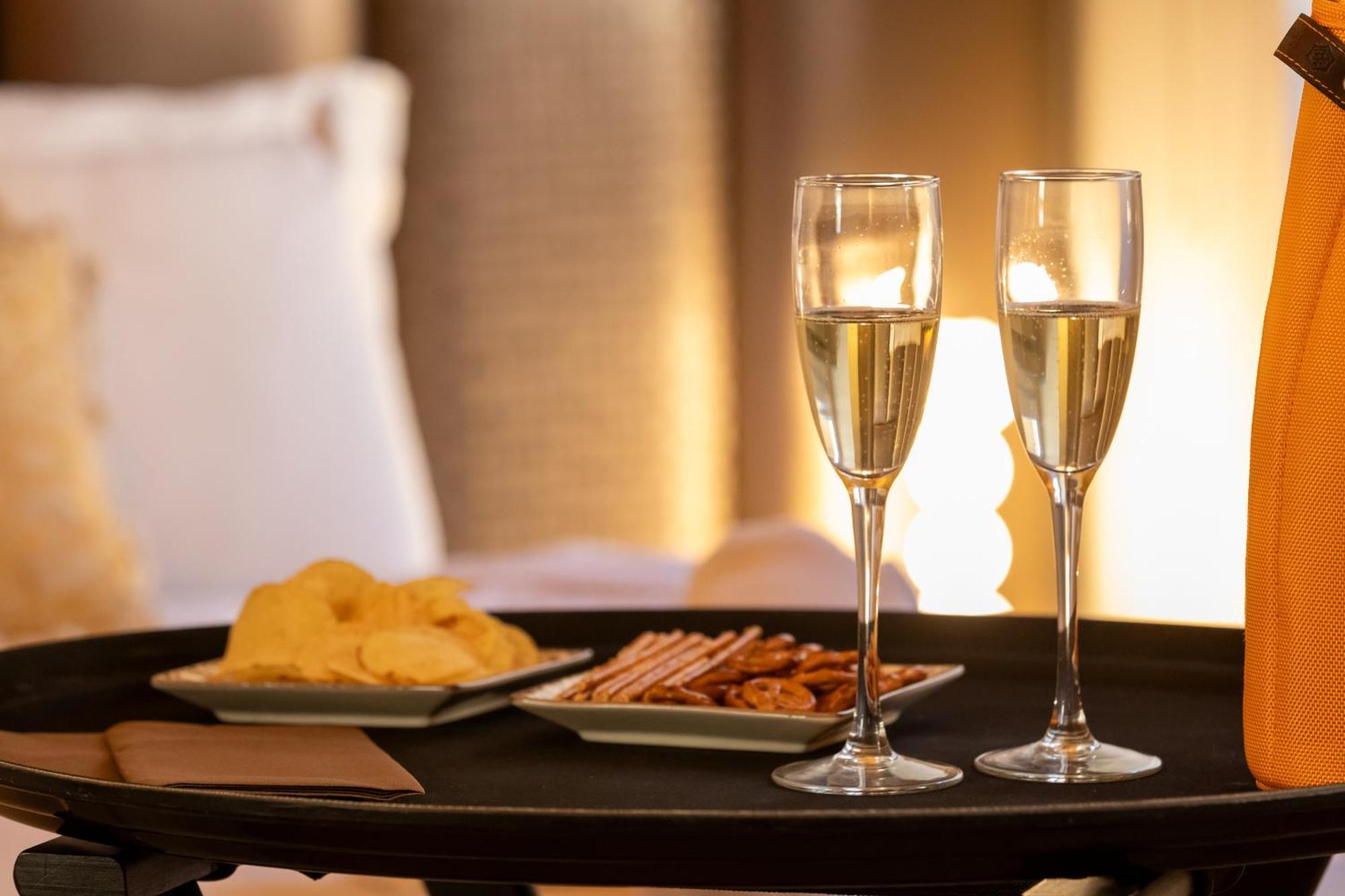 Fontana Di Trevi Roma Luxury Suite Екстериор снимка