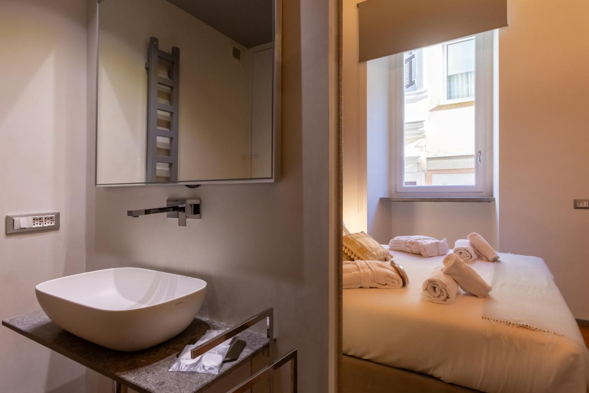 Fontana Di Trevi Roma Luxury Suite Екстериор снимка