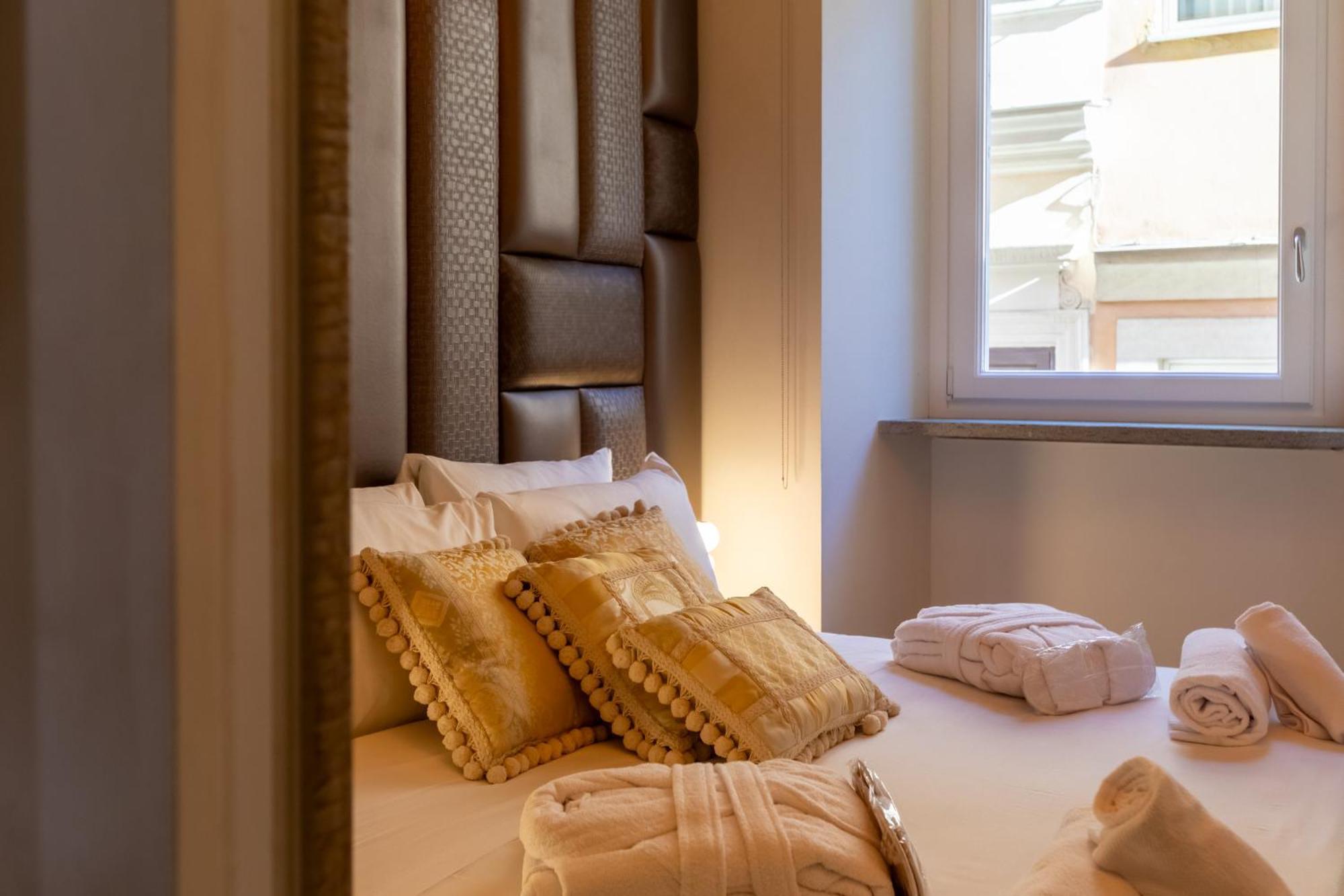 Fontana Di Trevi Roma Luxury Suite Екстериор снимка