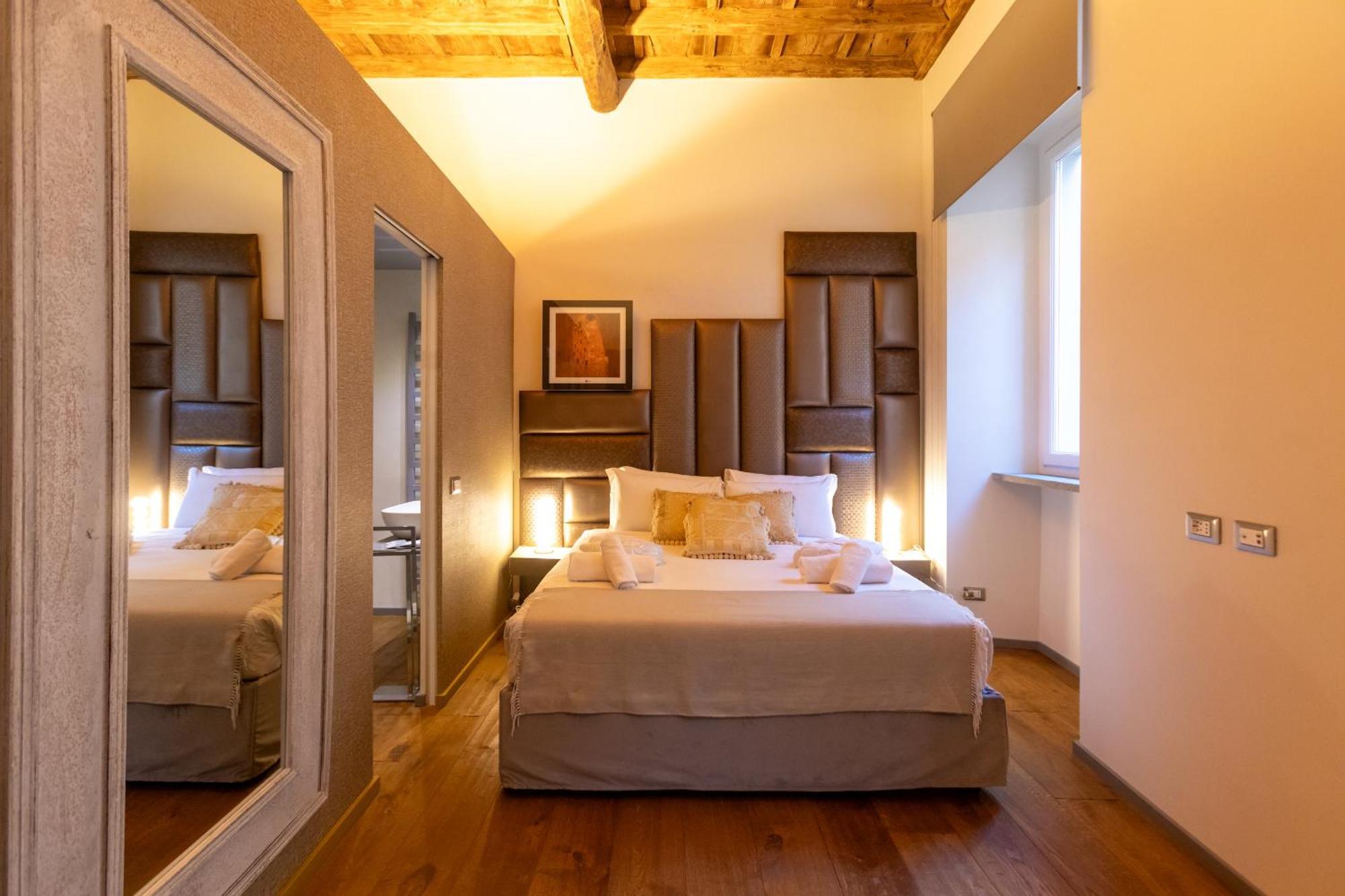 Fontana Di Trevi Roma Luxury Suite Екстериор снимка